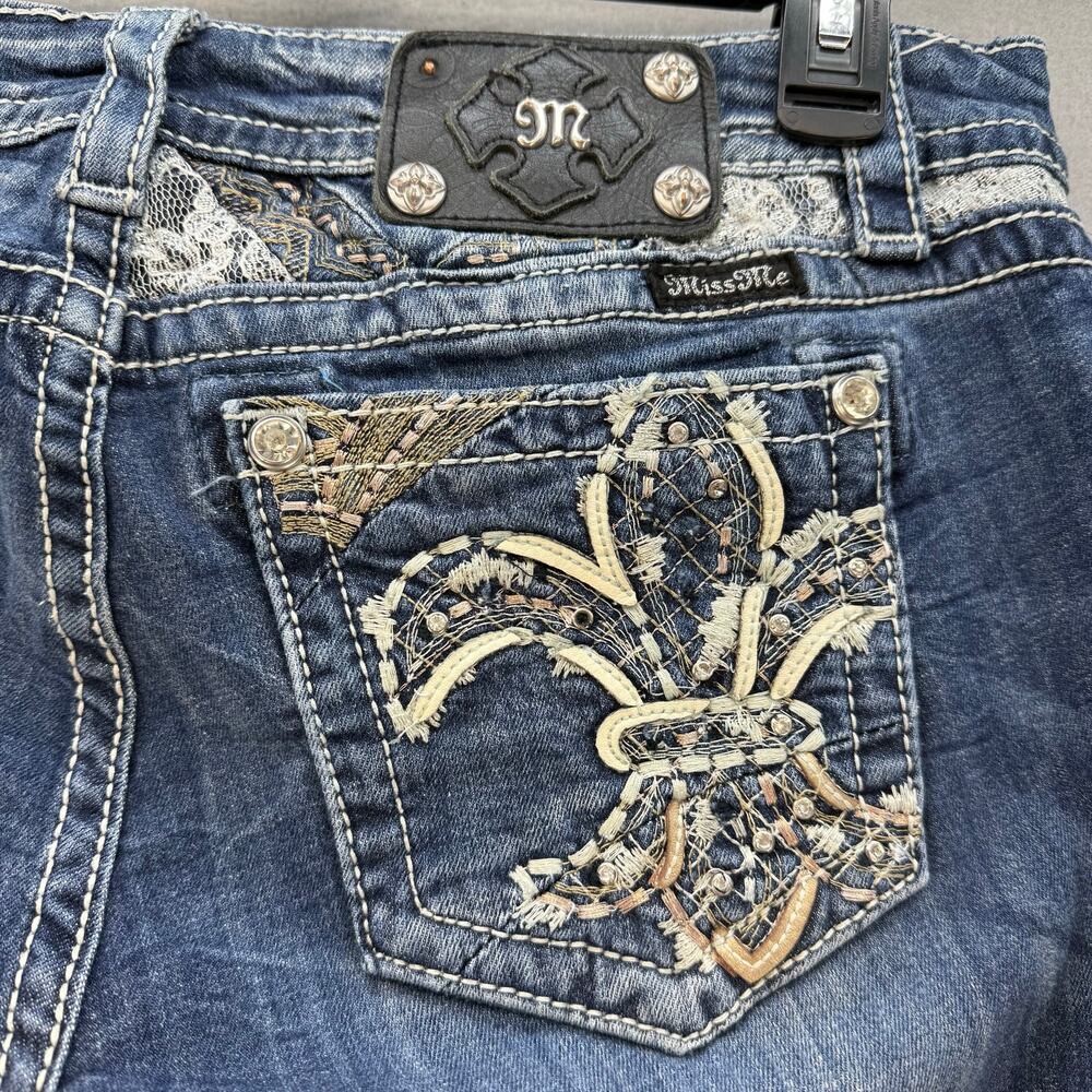 Miss Me Jeans Women's 30x34  Blue Signature Boot Lace Fleur De Lis Pockets - Picture 5 of 16